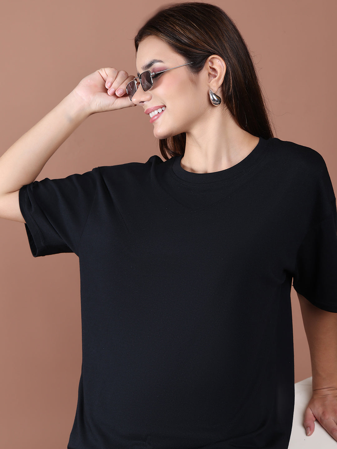 Women's Oversized Drop-Shoulder T-Shirt – Black