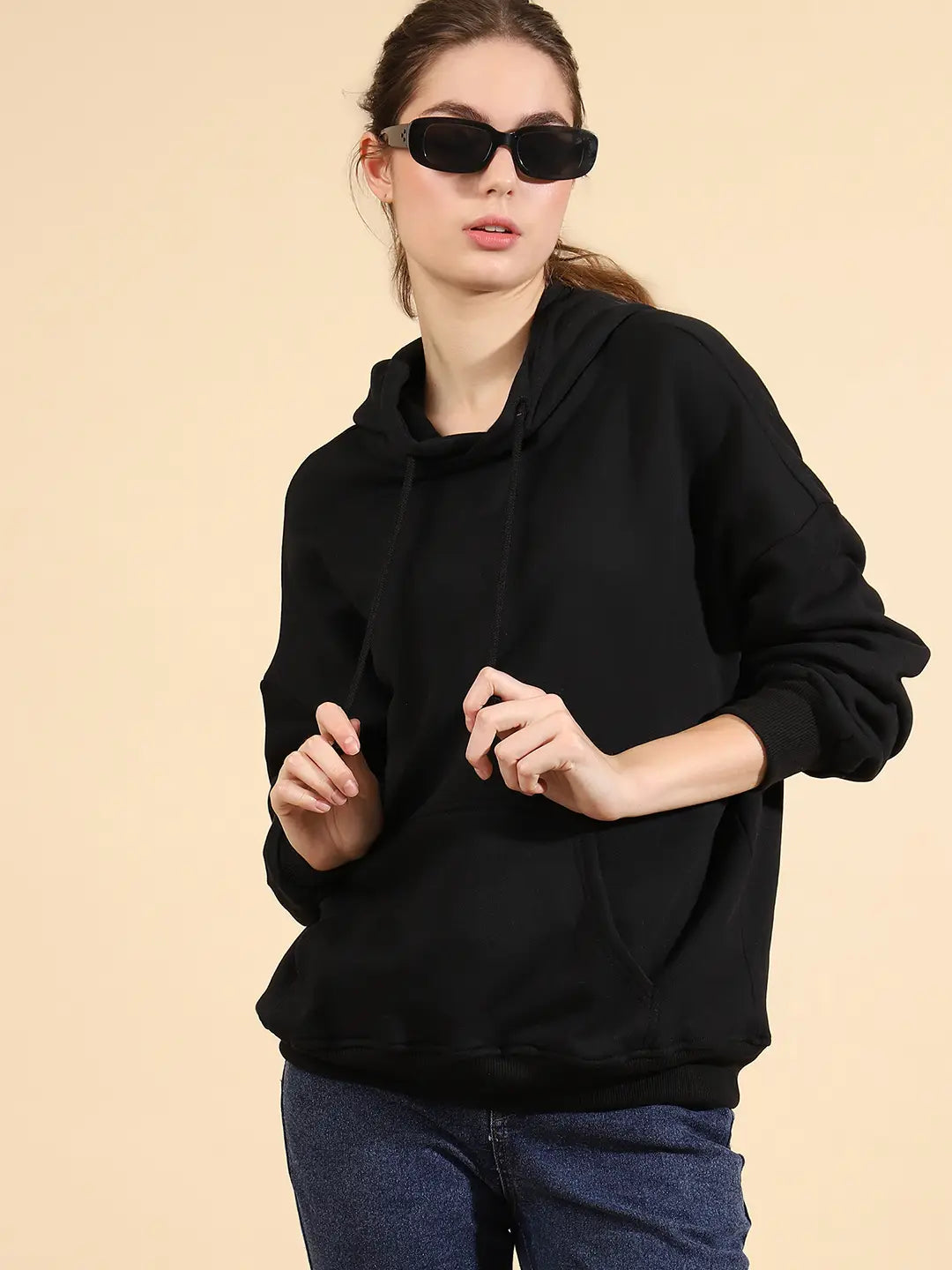 Unaone Pure Cotton Fleece Black Oversized Full Sleeve Winter Wear Hooded Sweatshirt For Women