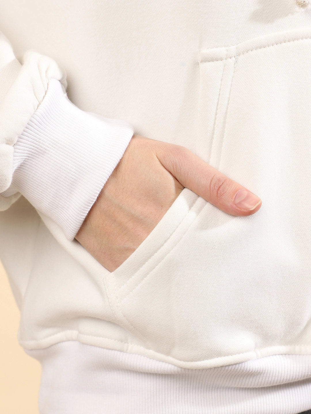 Unaone Pure Cotton Fleece White Oversized Full Sleeve Winter Wear Hooded Sweatshirt For Women