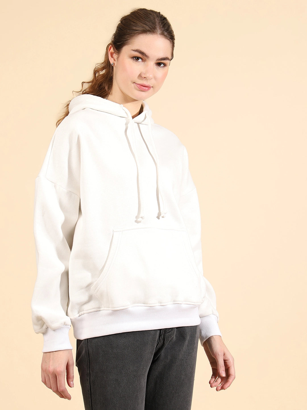Unaone Pure Cotton Fleece White Oversized Full Sleeve Winter Wear Hooded Sweatshirt For Women